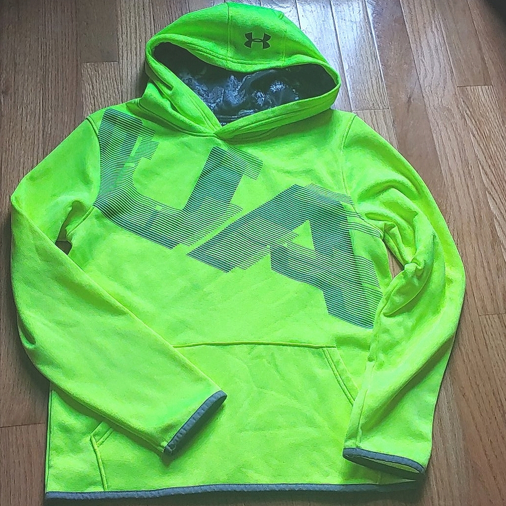 Under Armour hoodie